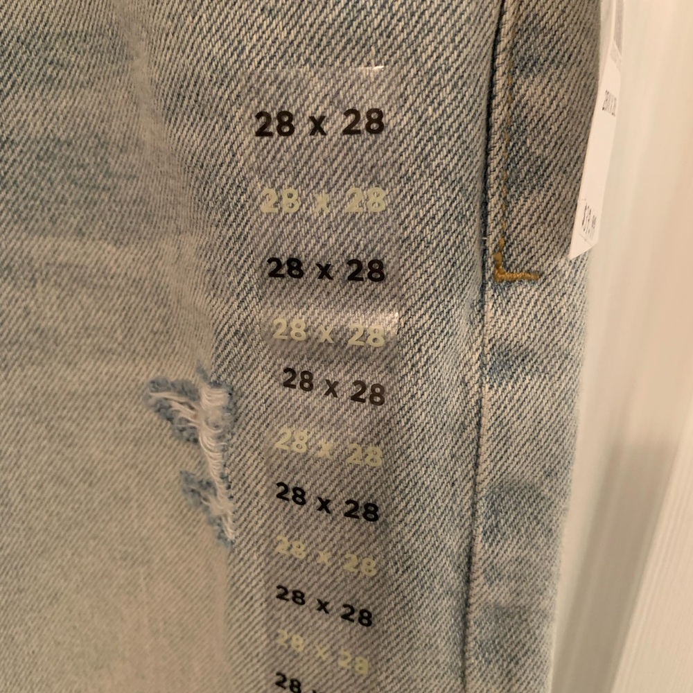 Jeans - Picture 2 of 8